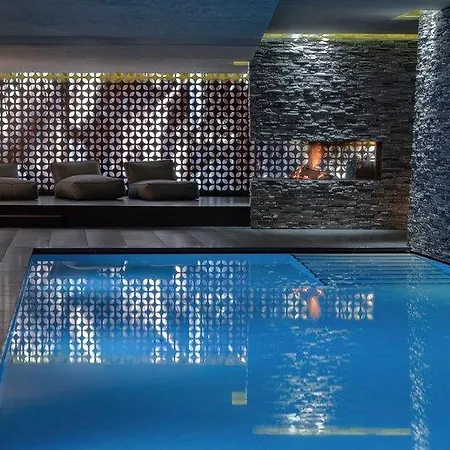 Hotel Zhero 5*